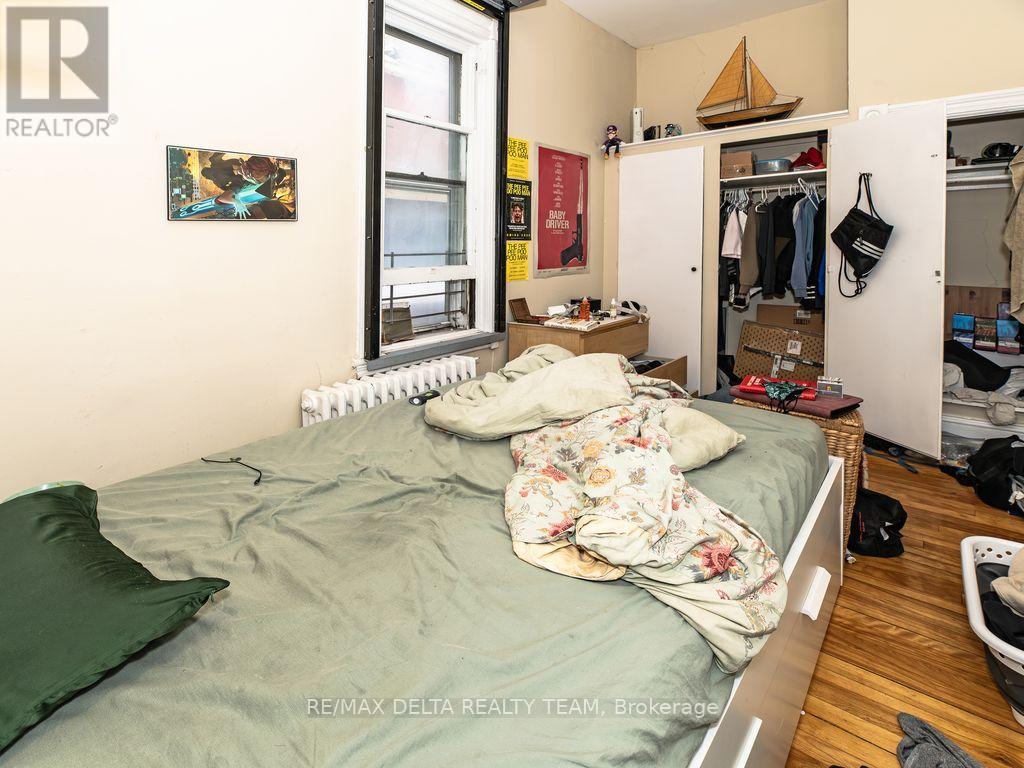 290-292 Daly Avenue Property Photo 6
