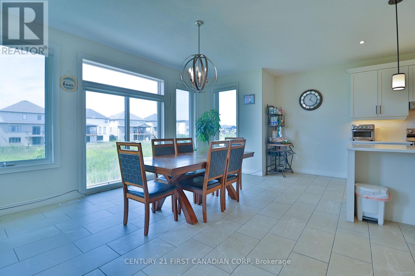 1266 Silverfox Drive Property Photo 6
