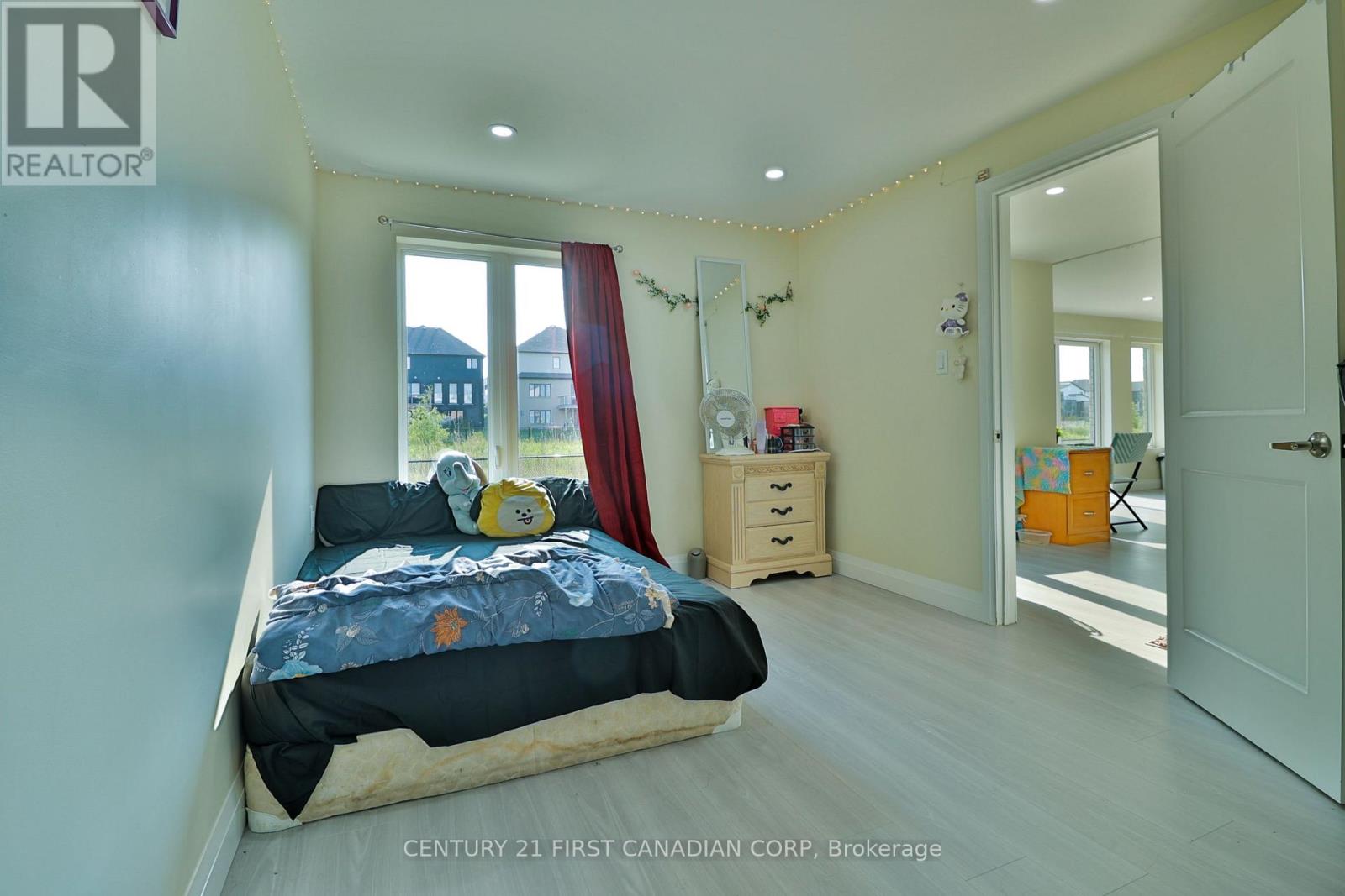 1266 Silverfox Drive Property Photo 8