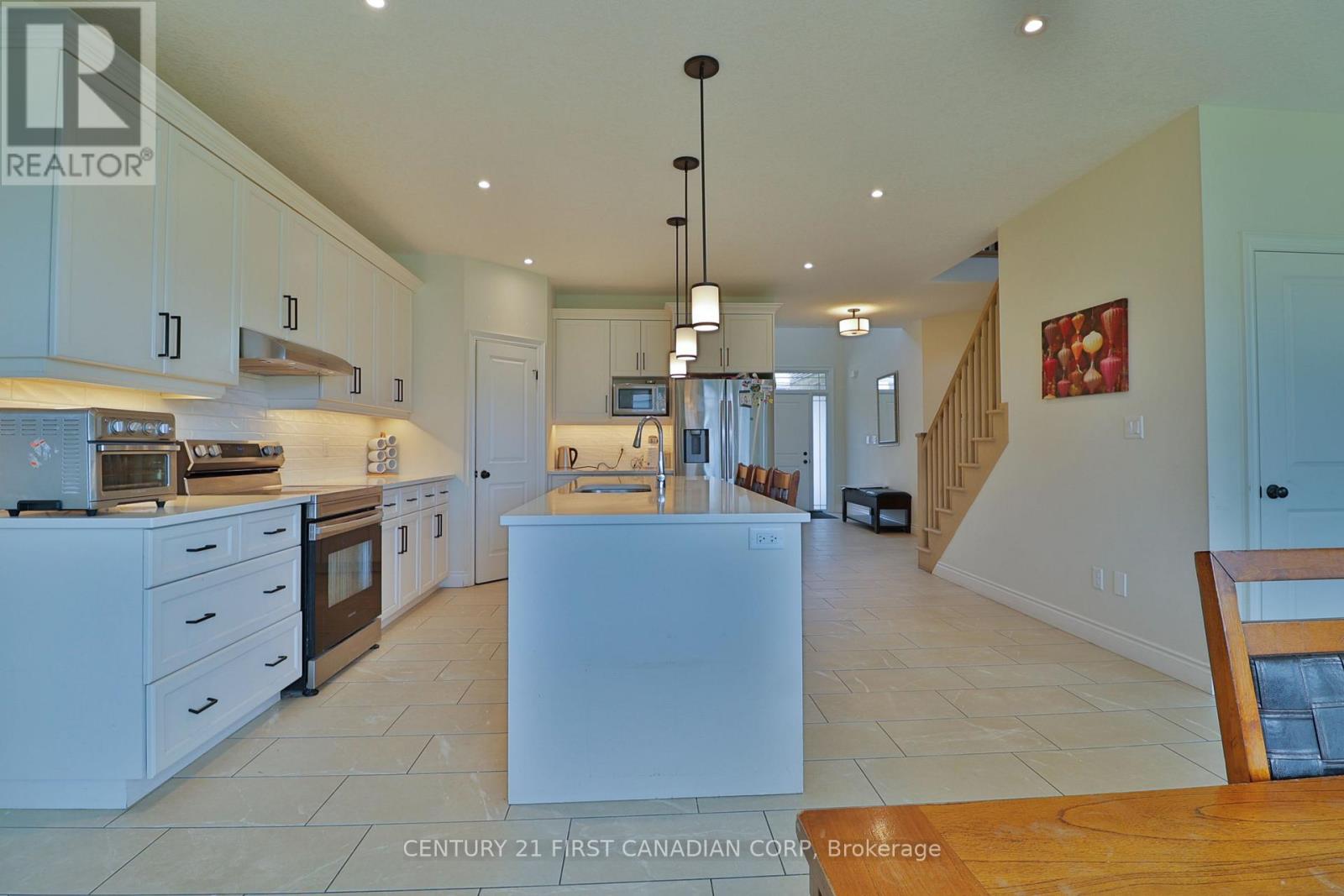 1266 Silverfox Drive Property Photo 31