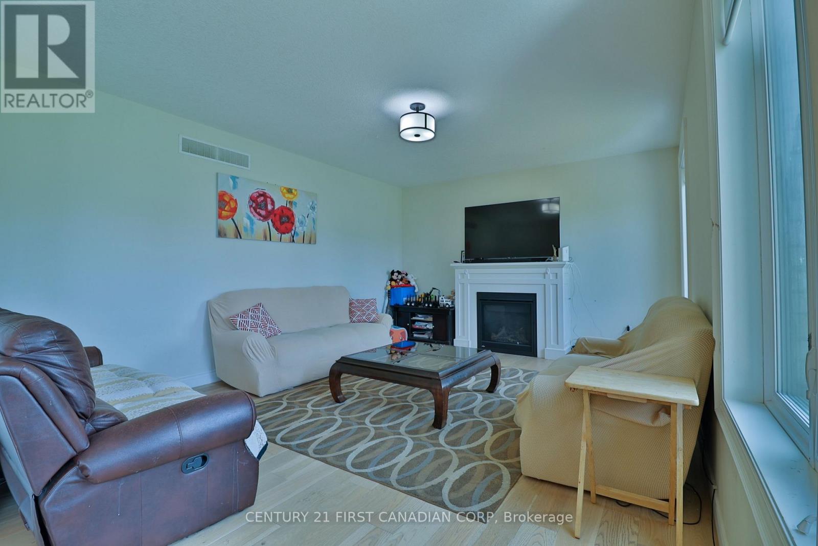 1266 Silverfox Drive Property Photo 38