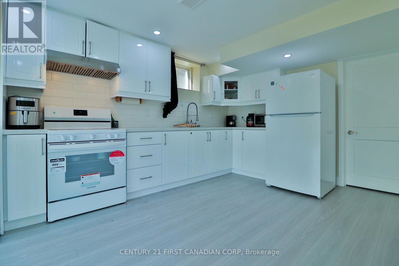1266 Silverfox Drive Property Photo 44