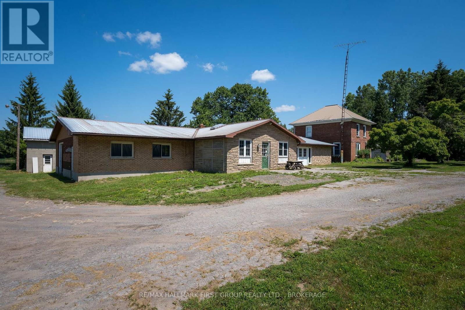 269 River Road Property Photo 14