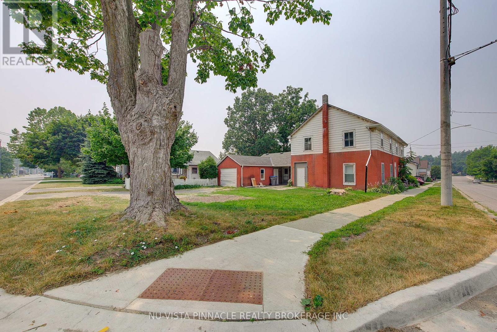 128 Park Street Property Photo 3