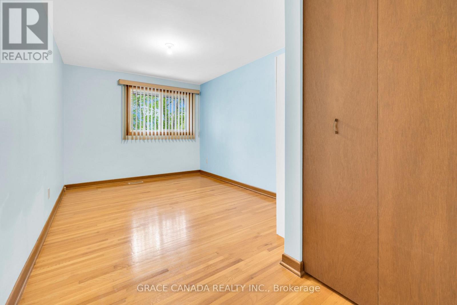 4650 - 4666 Caboto Drive Property Photo 18
