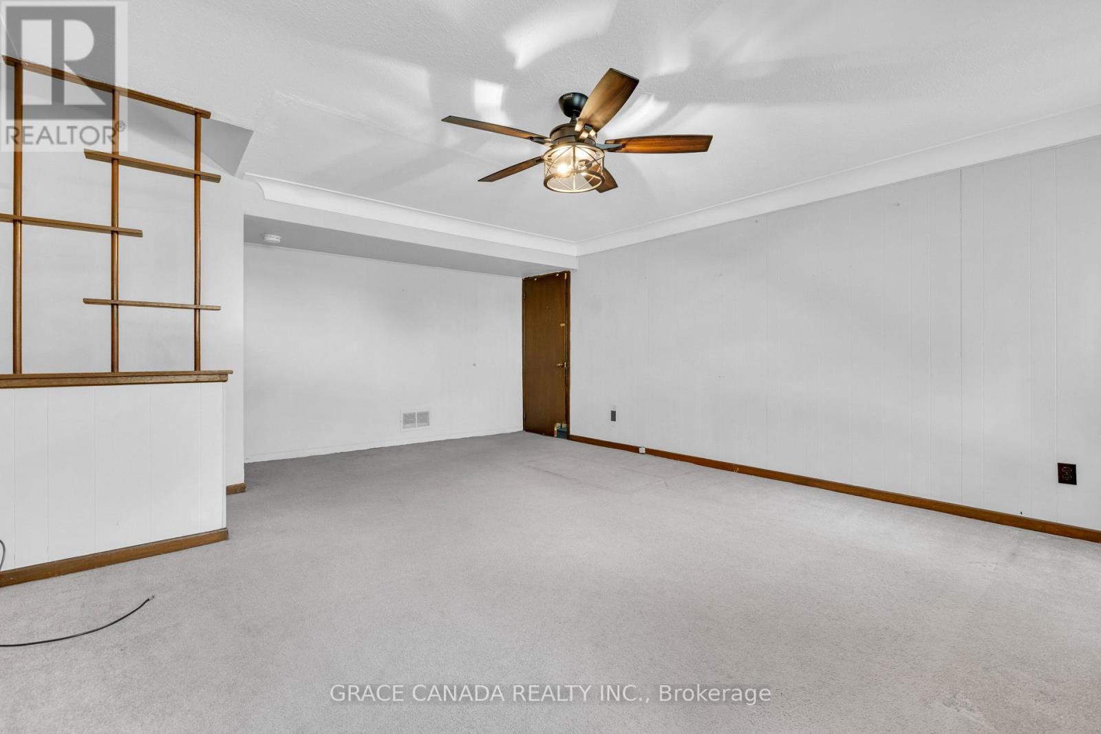 4650 - 4666 Caboto Drive Property Photo 24