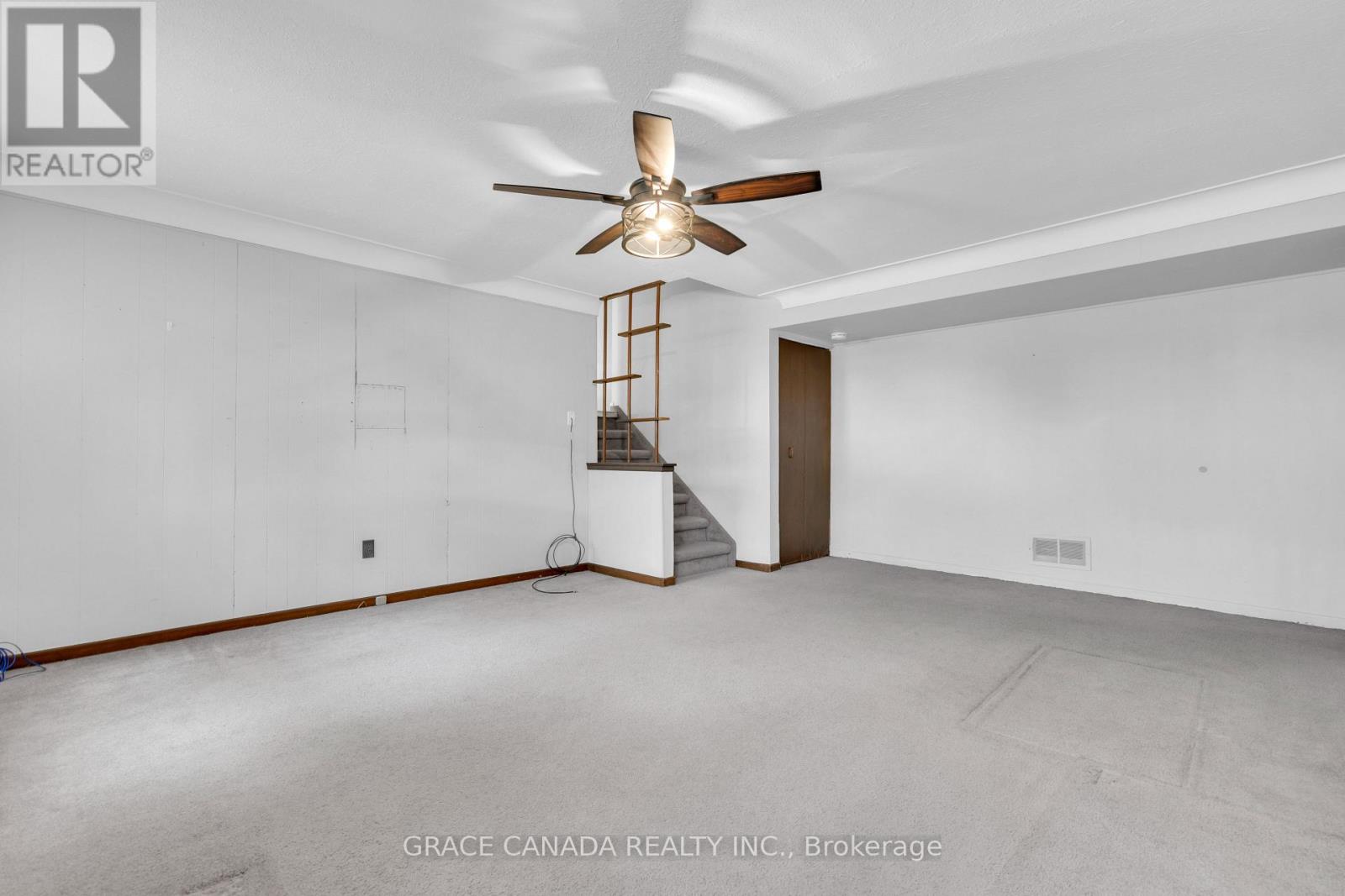 4650 - 4666 Caboto Drive Property Photo 25