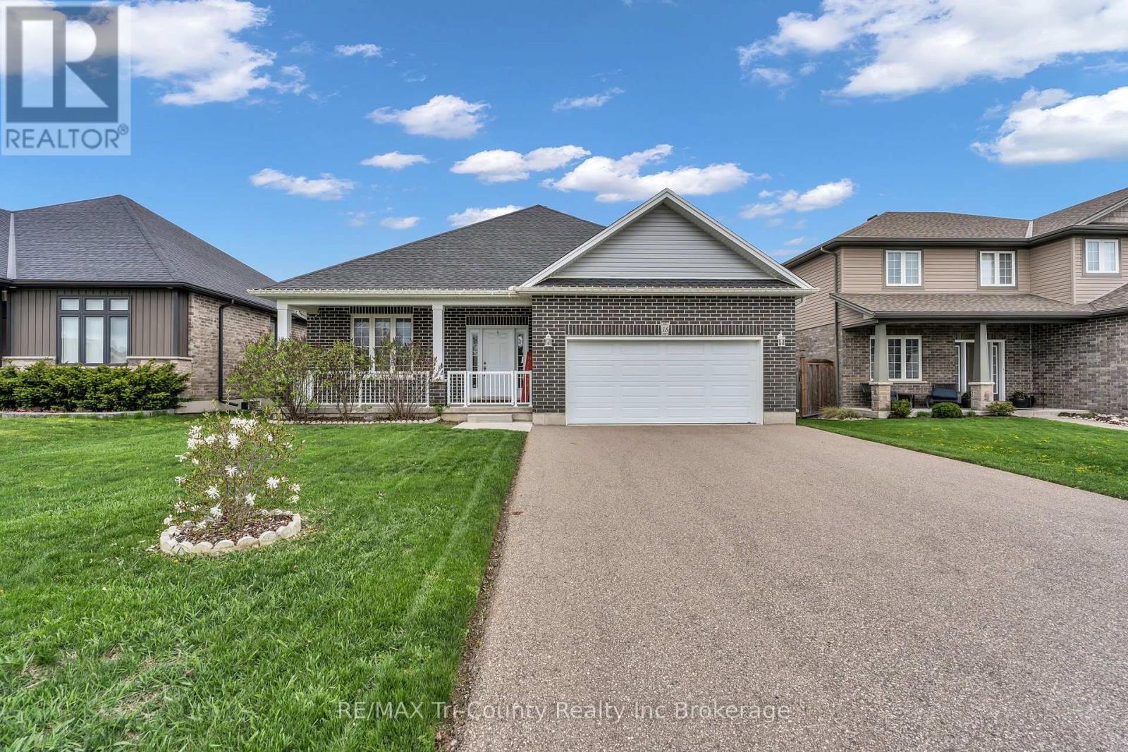 18 Crocus Avenue Property Photo 2