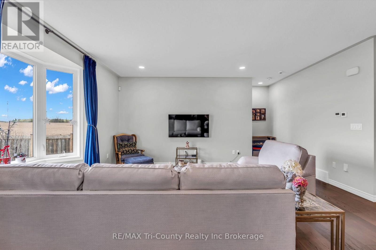 18 Crocus Avenue Property Photo 6