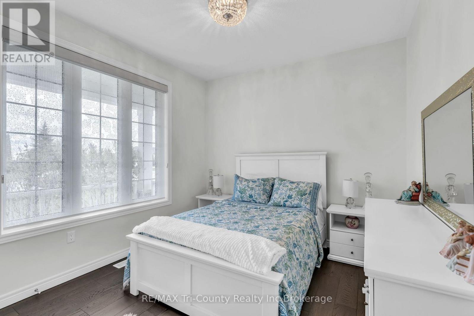18 Crocus Avenue Property Photo 26