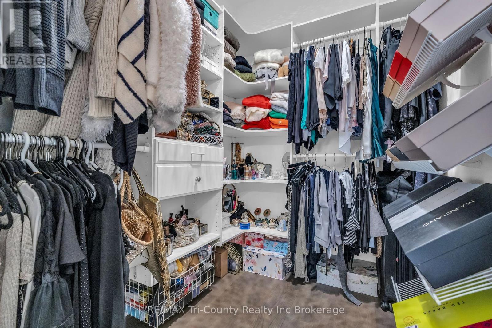 18 Crocus Avenue Property Photo 27