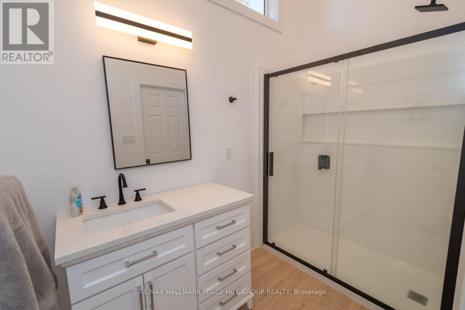 8863 Highway 17 E Property Photo 12