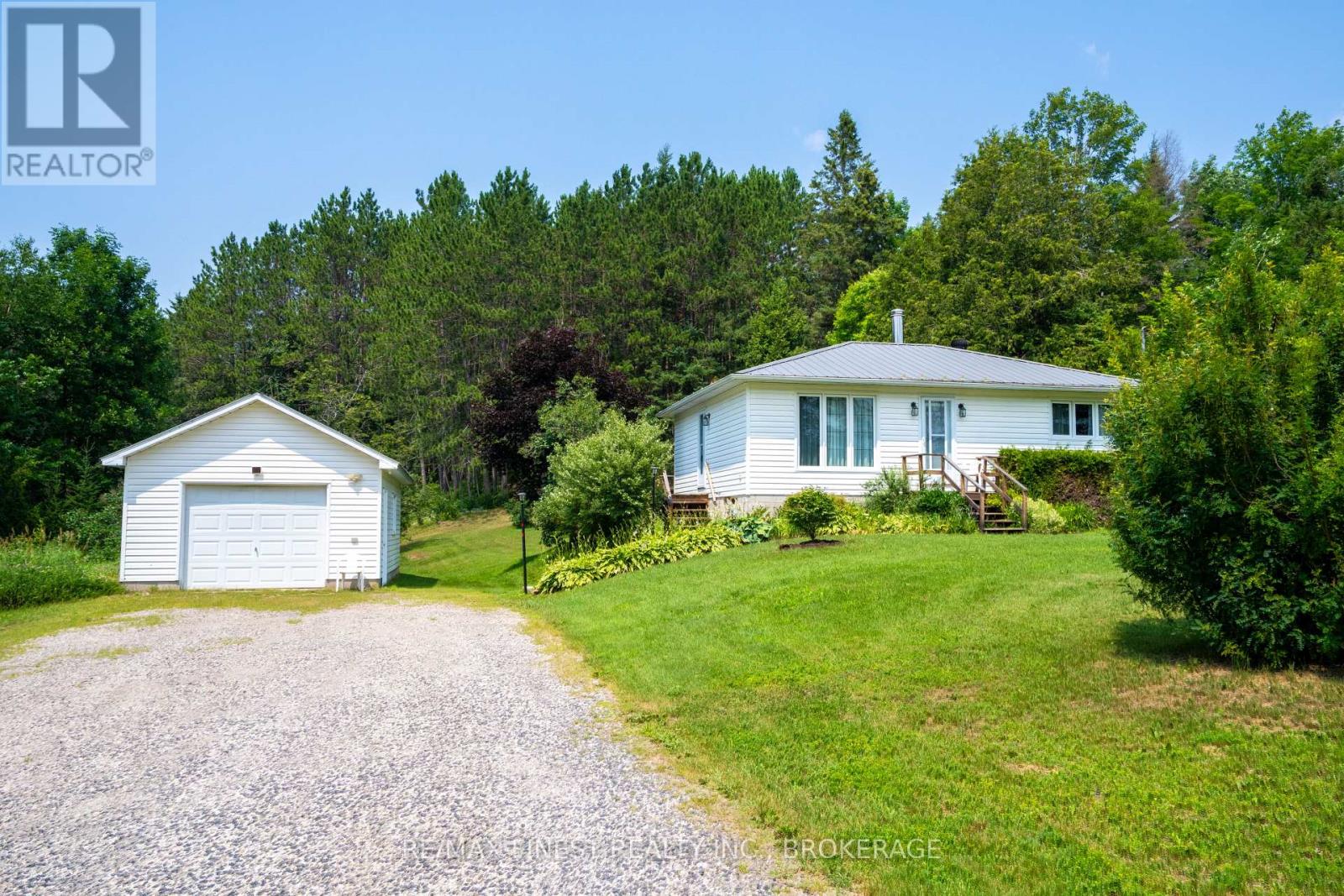 1031 James Road Property Photo 2
