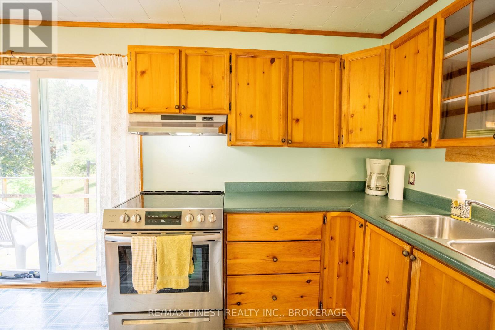 1031 James Road Property Photo 12