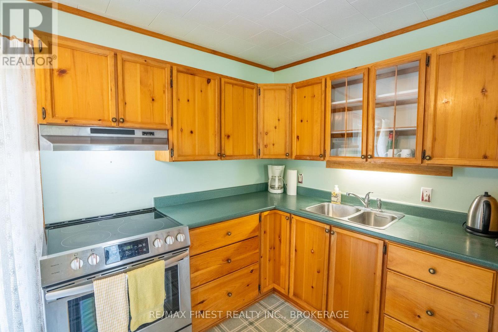 1031 James Road Property Photo 13