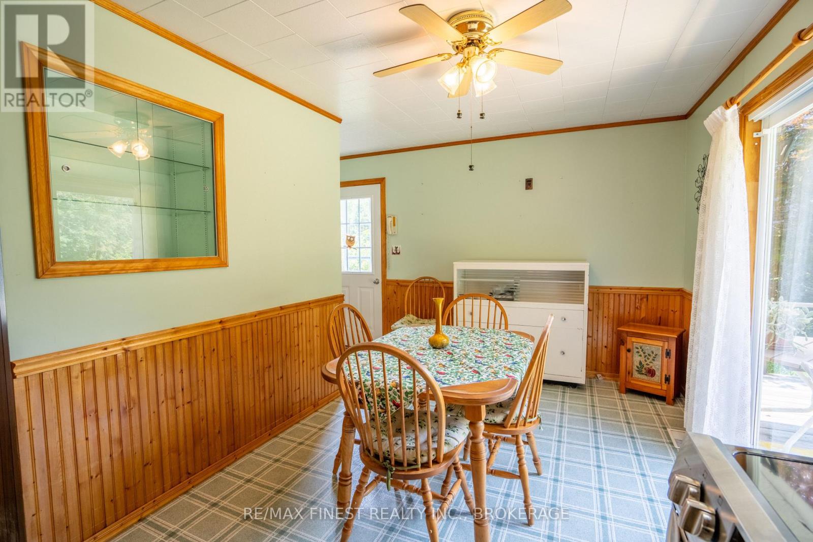 1031 James Road Property Photo 15