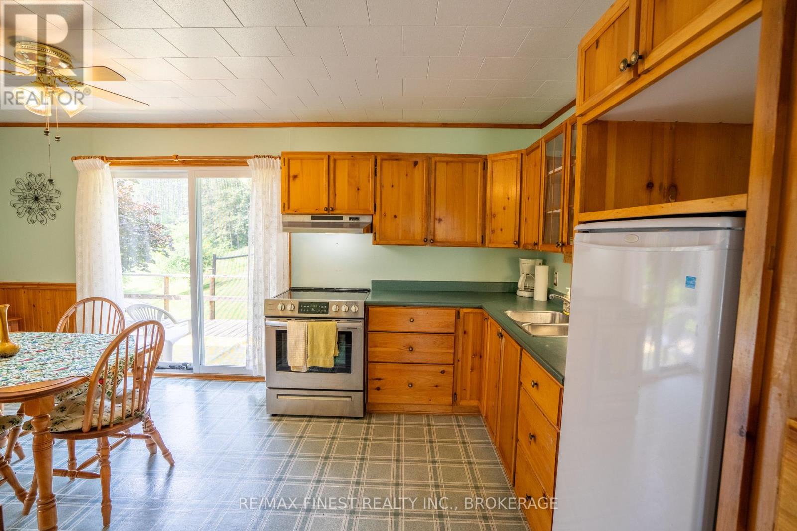 1031 James Road Property Photo 16