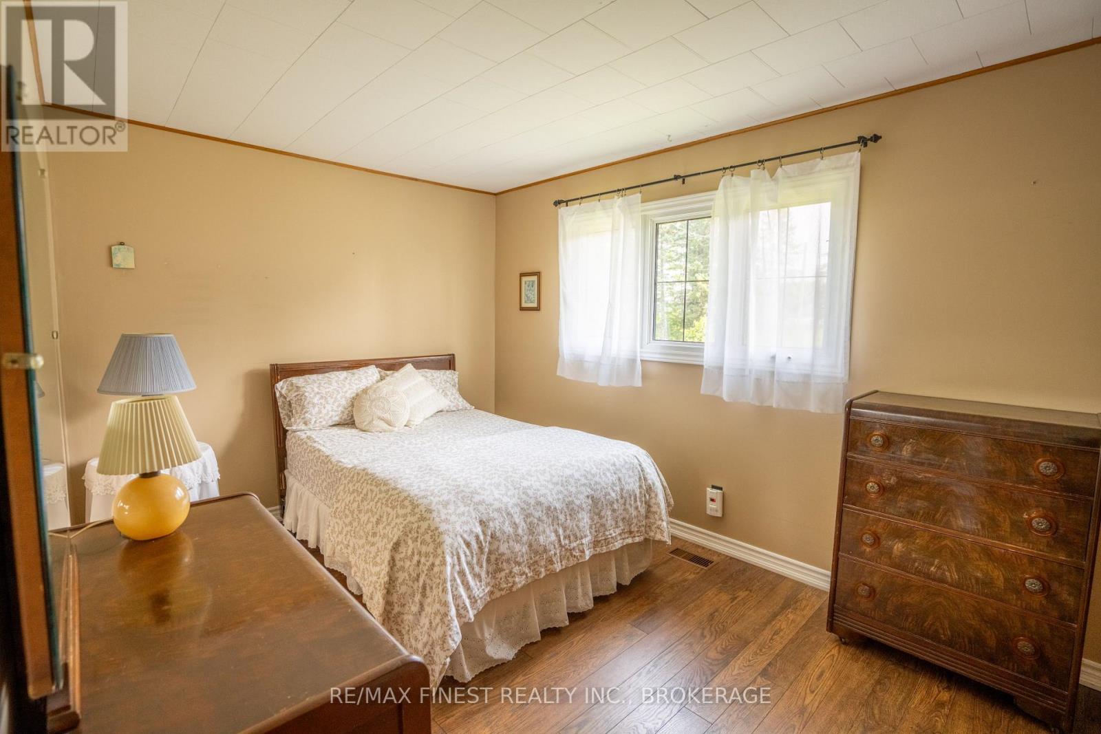 1031 James Road Property Photo 21