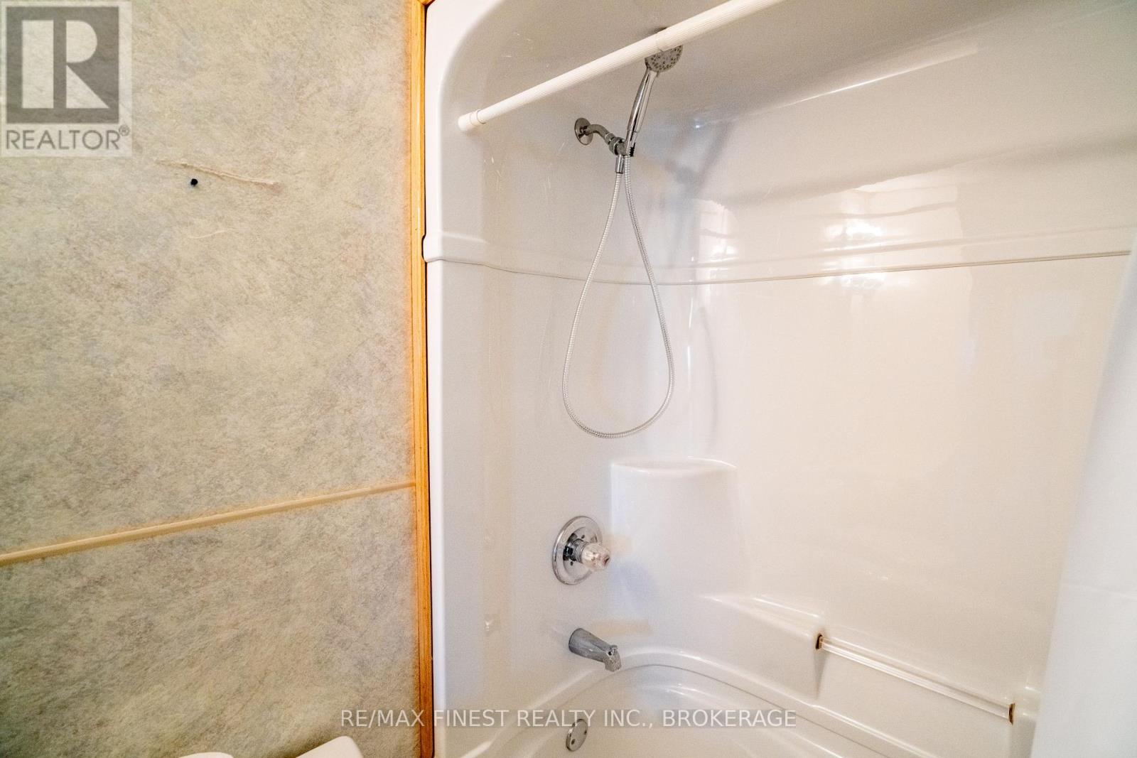 1031 James Road Property Photo 29