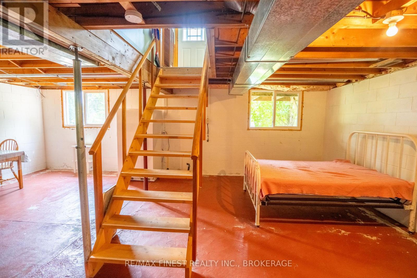 1031 James Road Property Photo 32