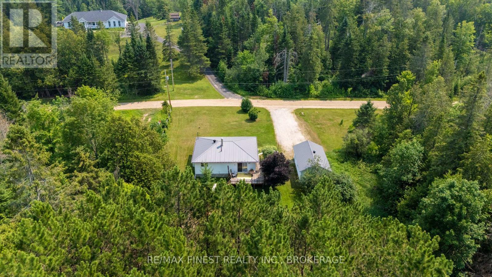 1031 James Road Property Photo 41