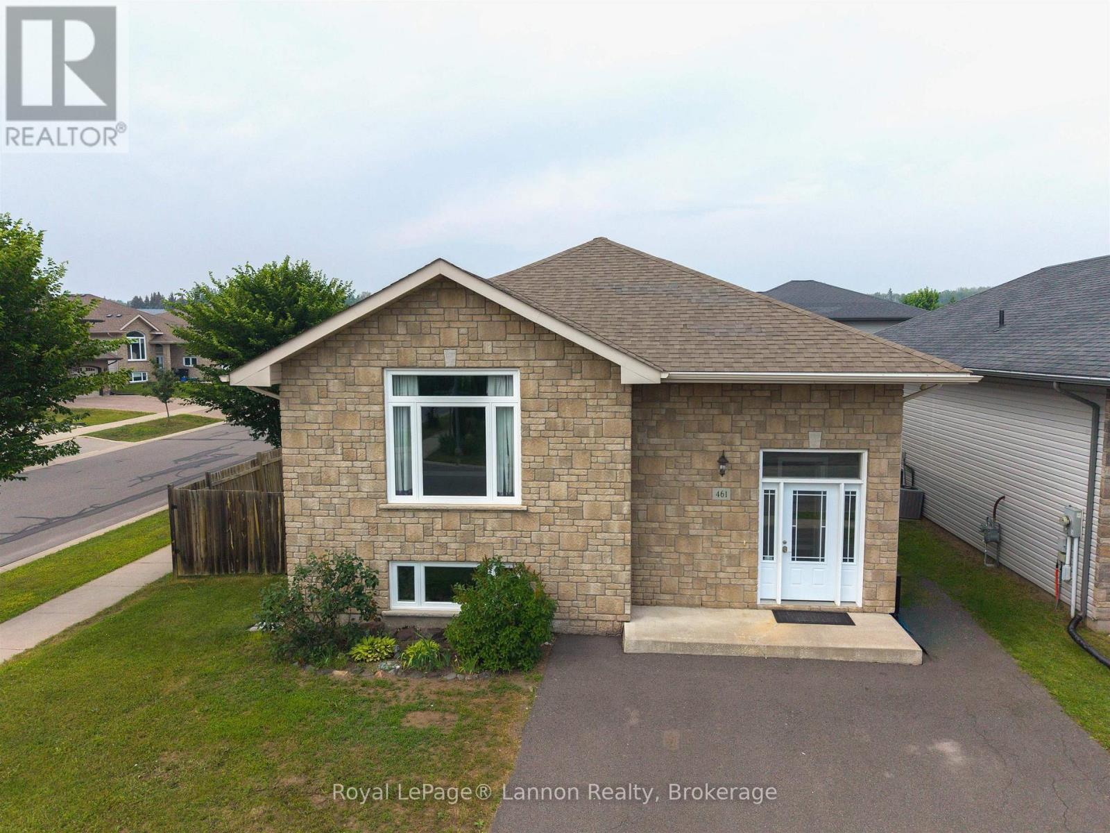 461 LONGBOW STREET