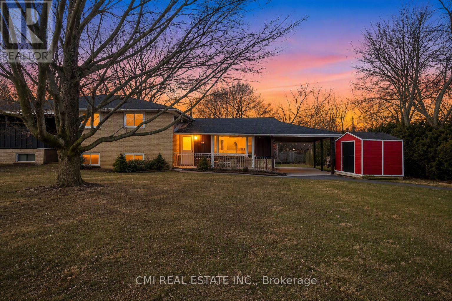 4306 East Avenue Property Photo 2