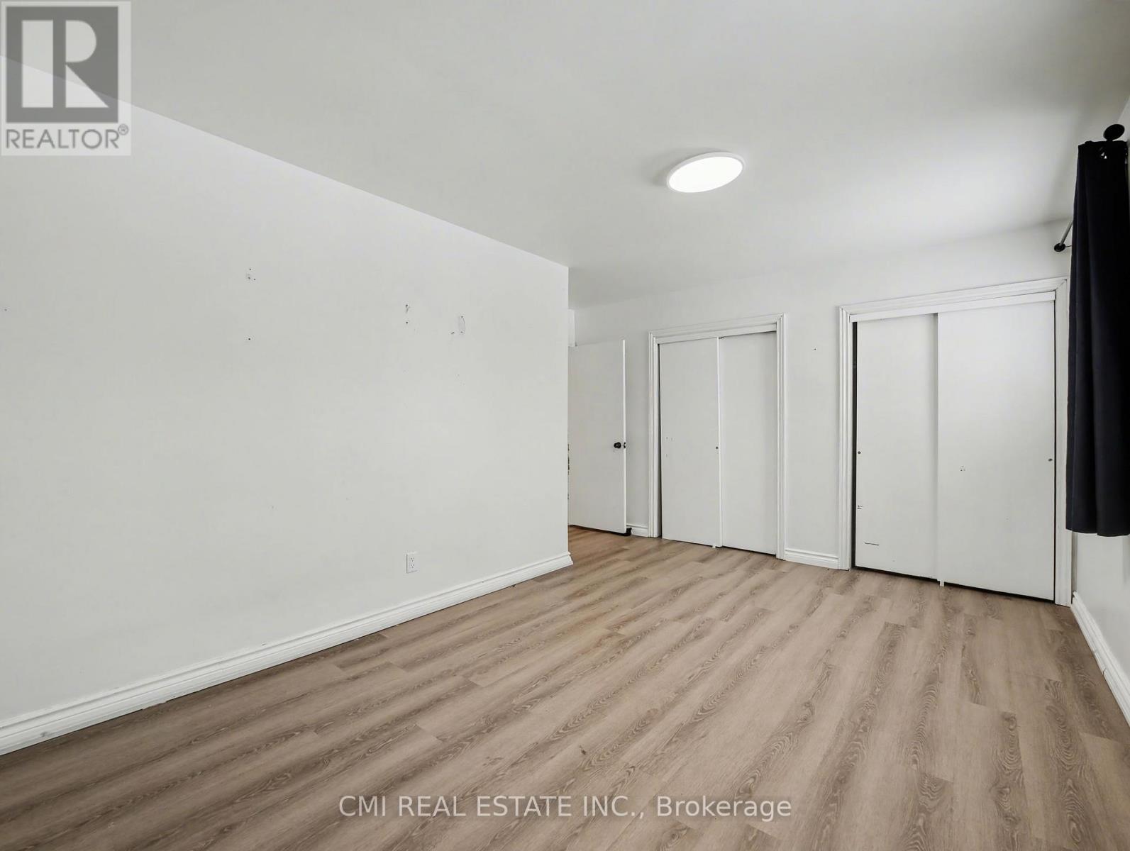 4306 East Avenue Property Photo 9