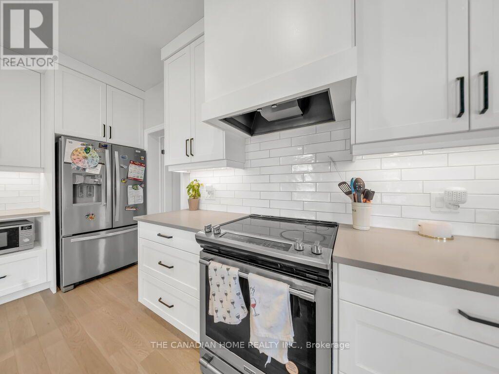 51 Keba Crescent N Property Photo 14