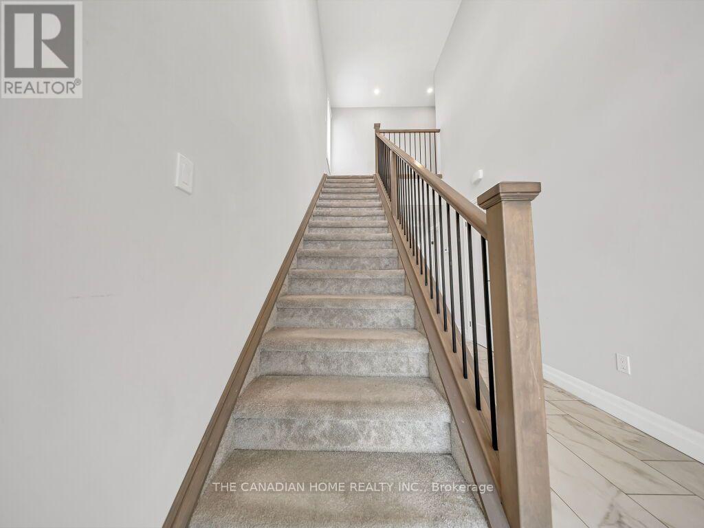 51 Keba Crescent N Property Photo 20