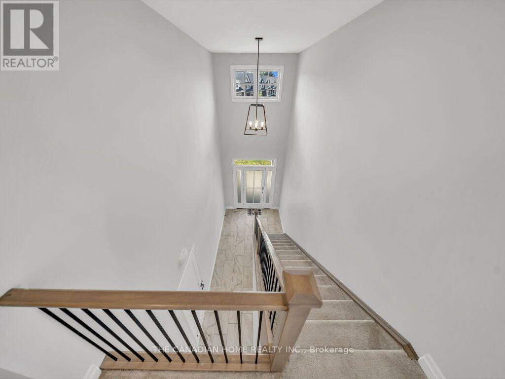 51 Keba Crescent N Property Photo 21
