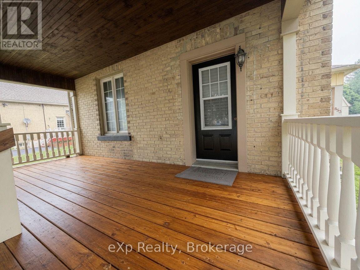 853 7th Avenue Property Photo 2