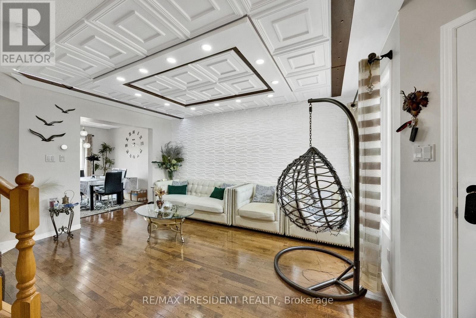 18 - 10 CHALKSTONE DRIVE