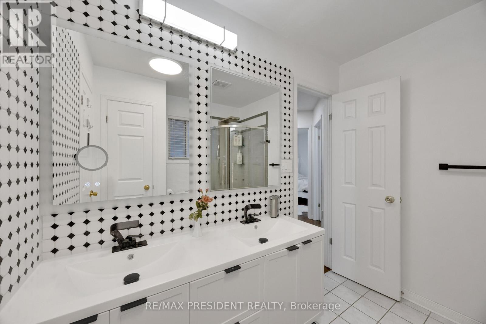 18 - 10 Chalkstone Drive Property Photo 18