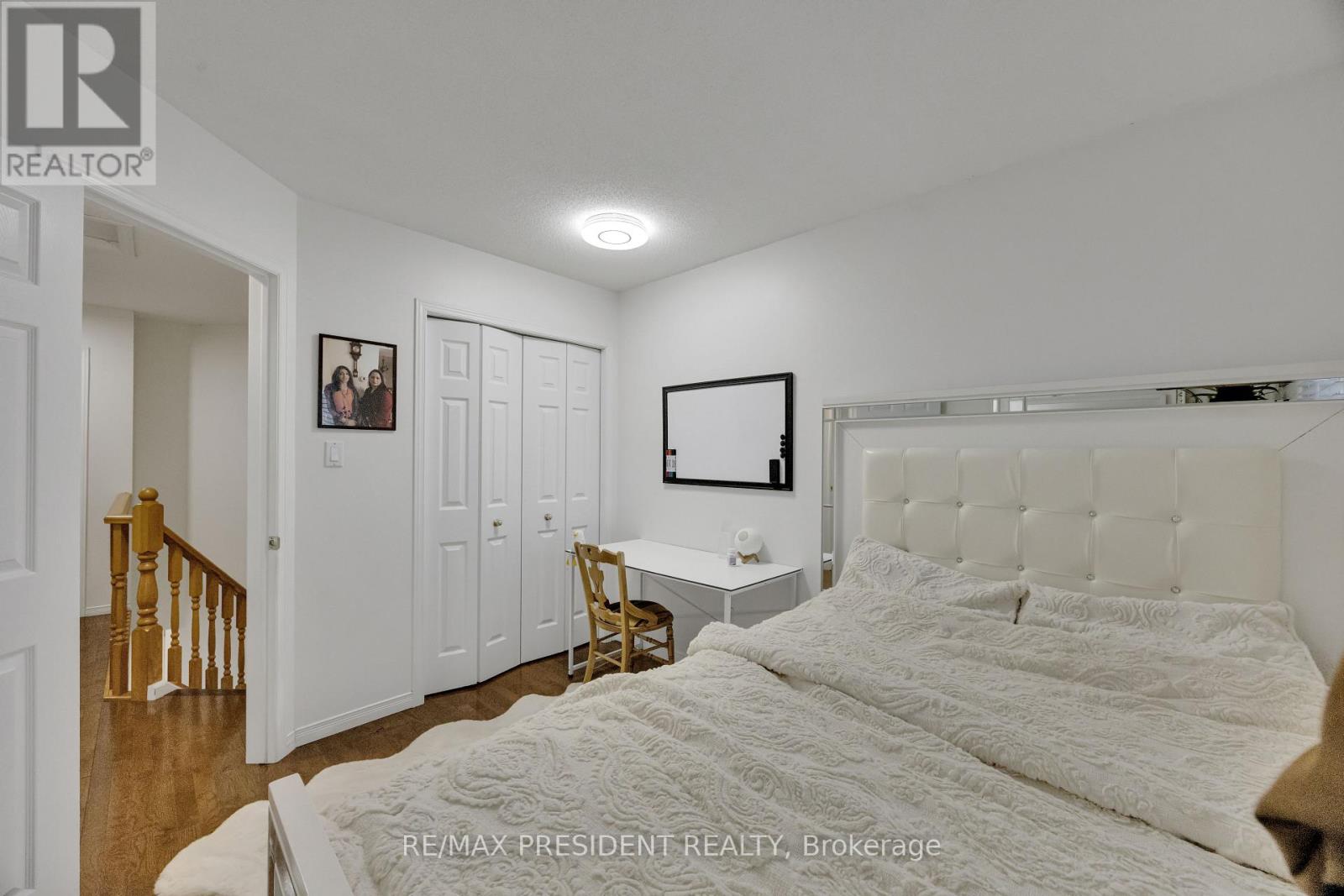 18 - 10 Chalkstone Drive Property Photo 21