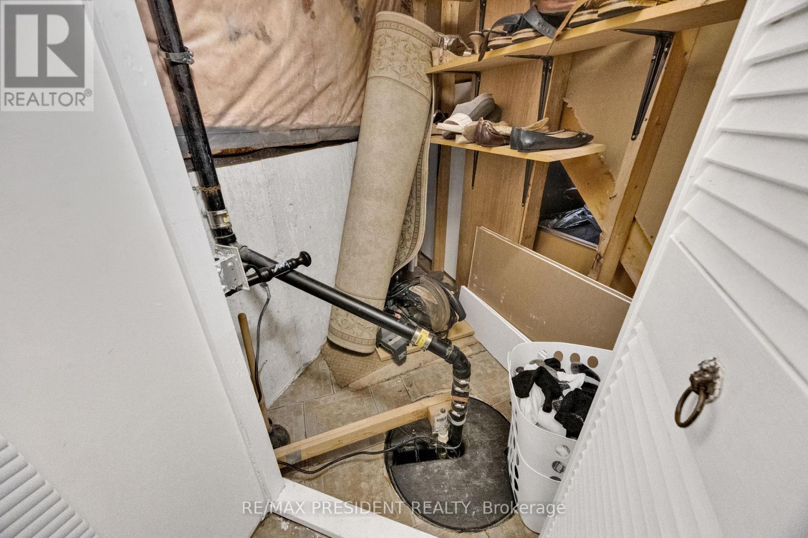 18 - 10 Chalkstone Drive Property Photo 29