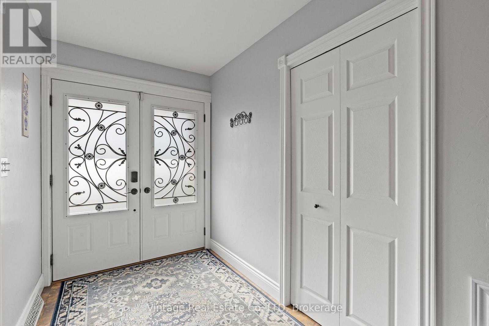 1841 Sunset Lane Property Photo 4