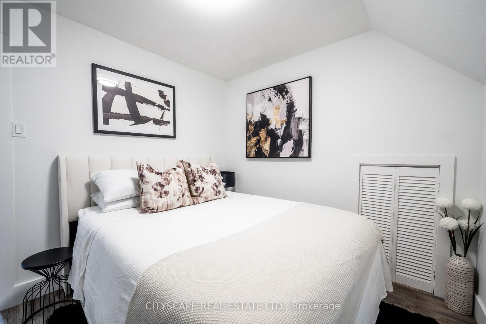 5073 Kitchener Street Property Photo 26