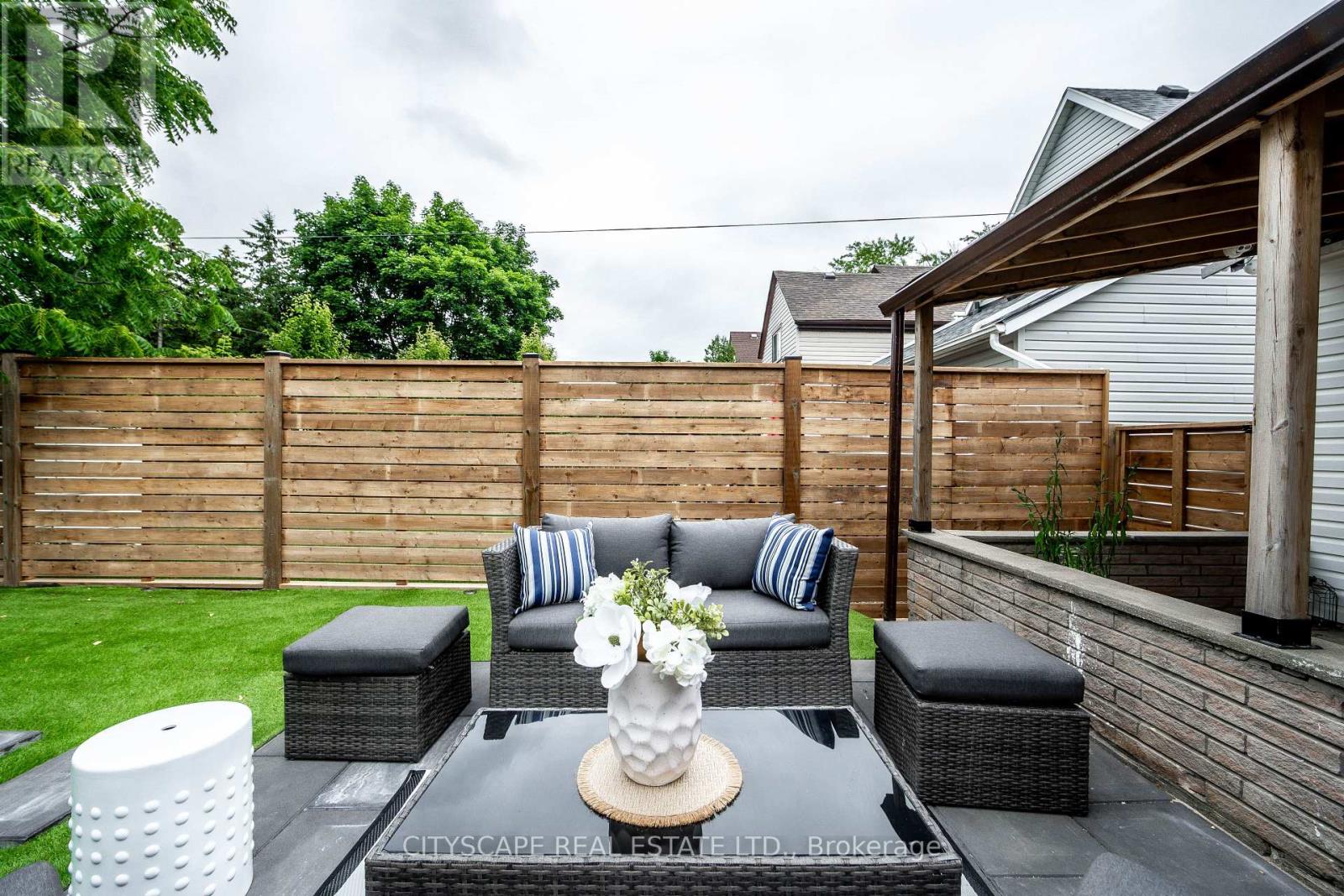 5073 Kitchener Street Property Photo 33