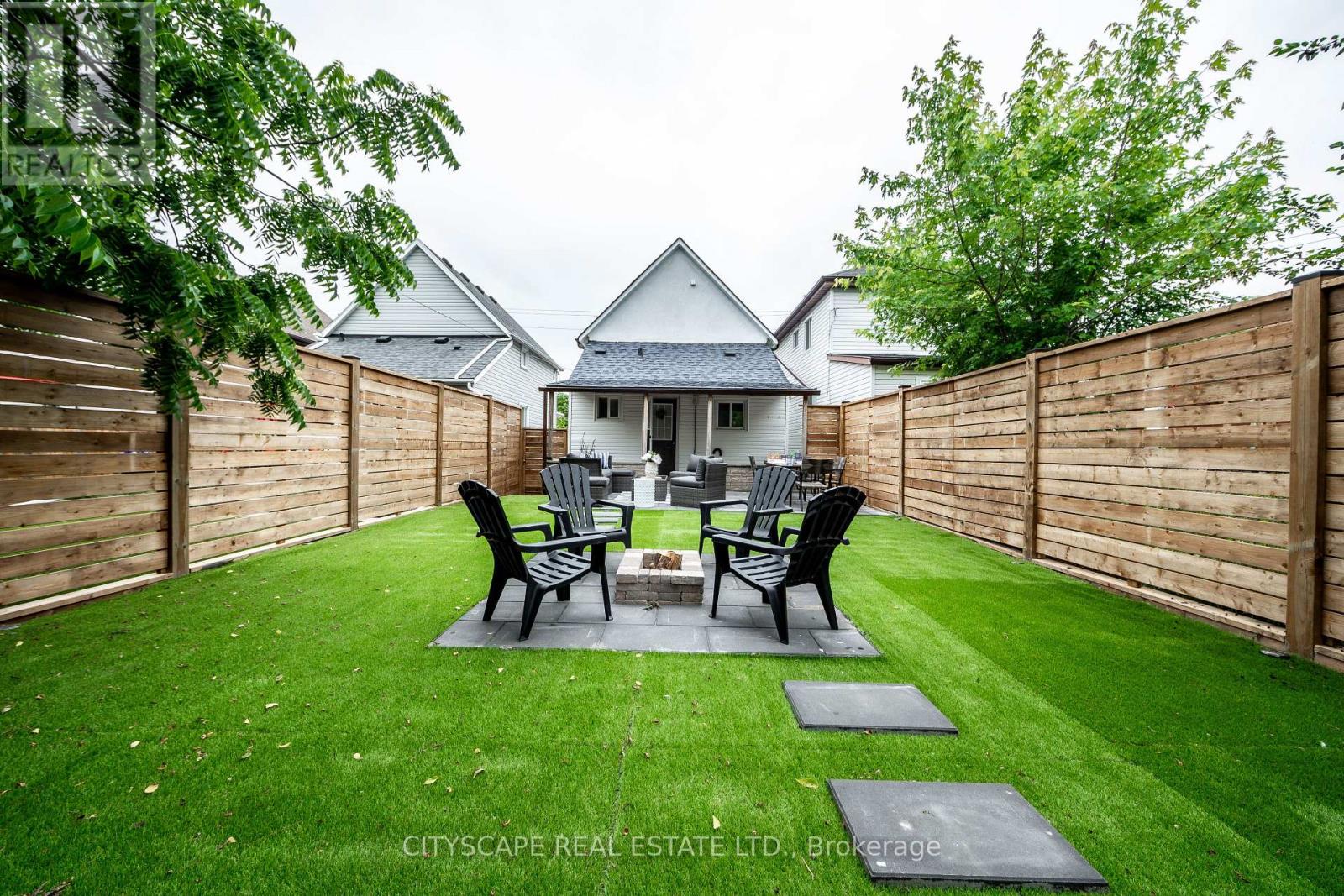 5073 Kitchener Street Property Photo 37