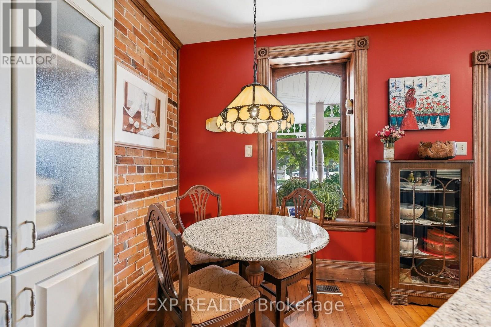 702 Dollard Street Property Photo 15