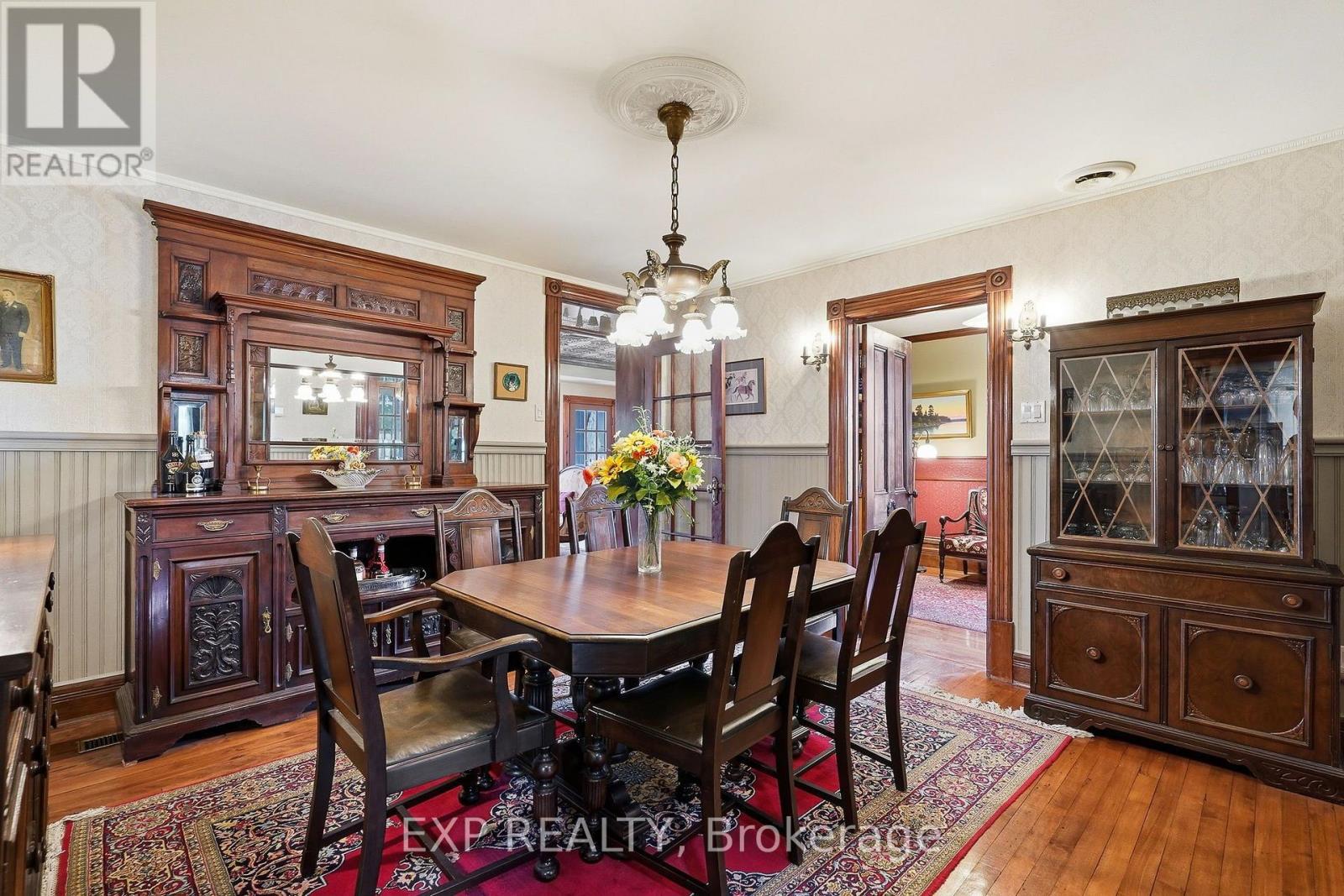 702 Dollard Street Property Photo 17