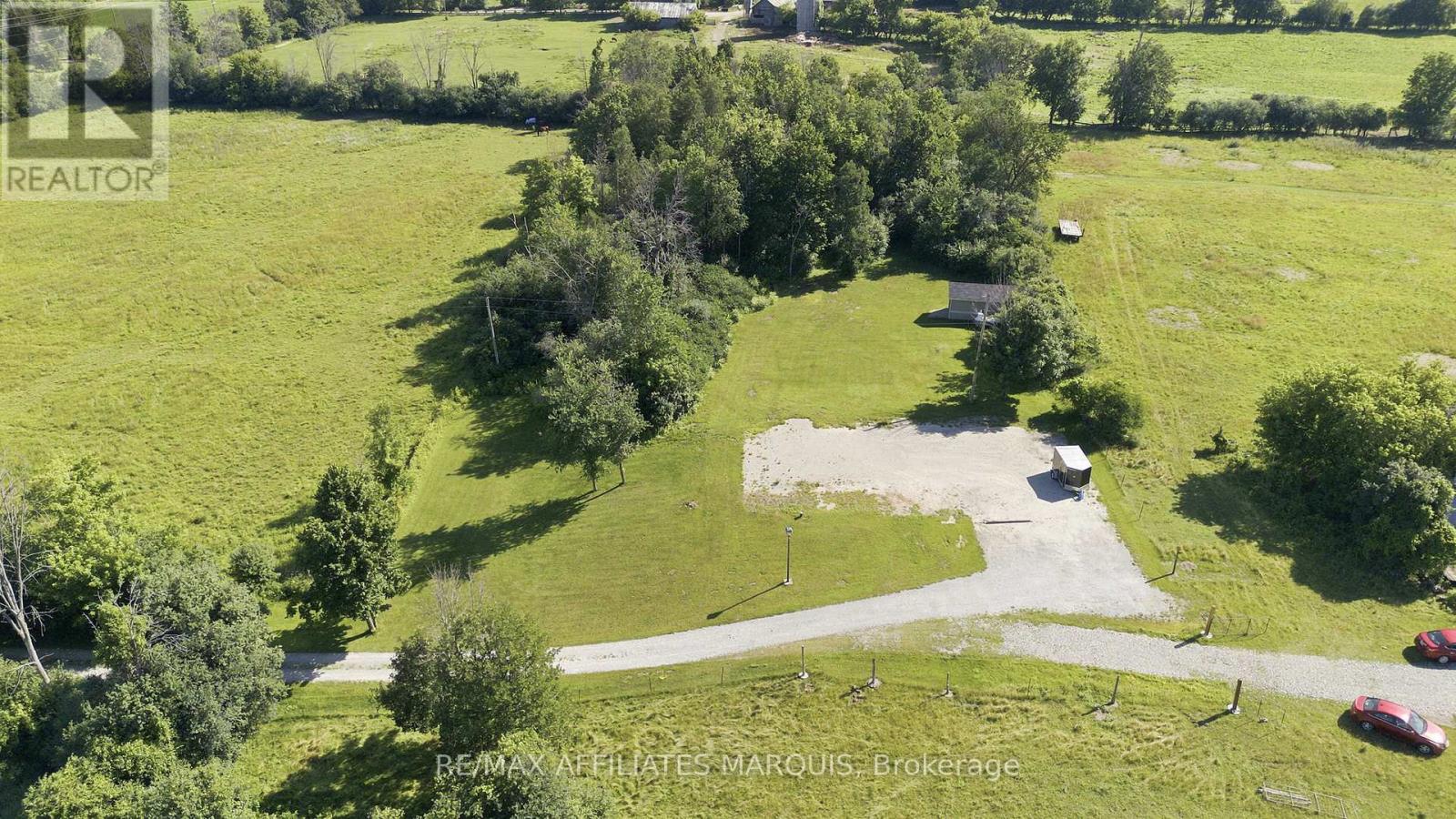 1221 Drummond Concession 1 Road Property Photo 2