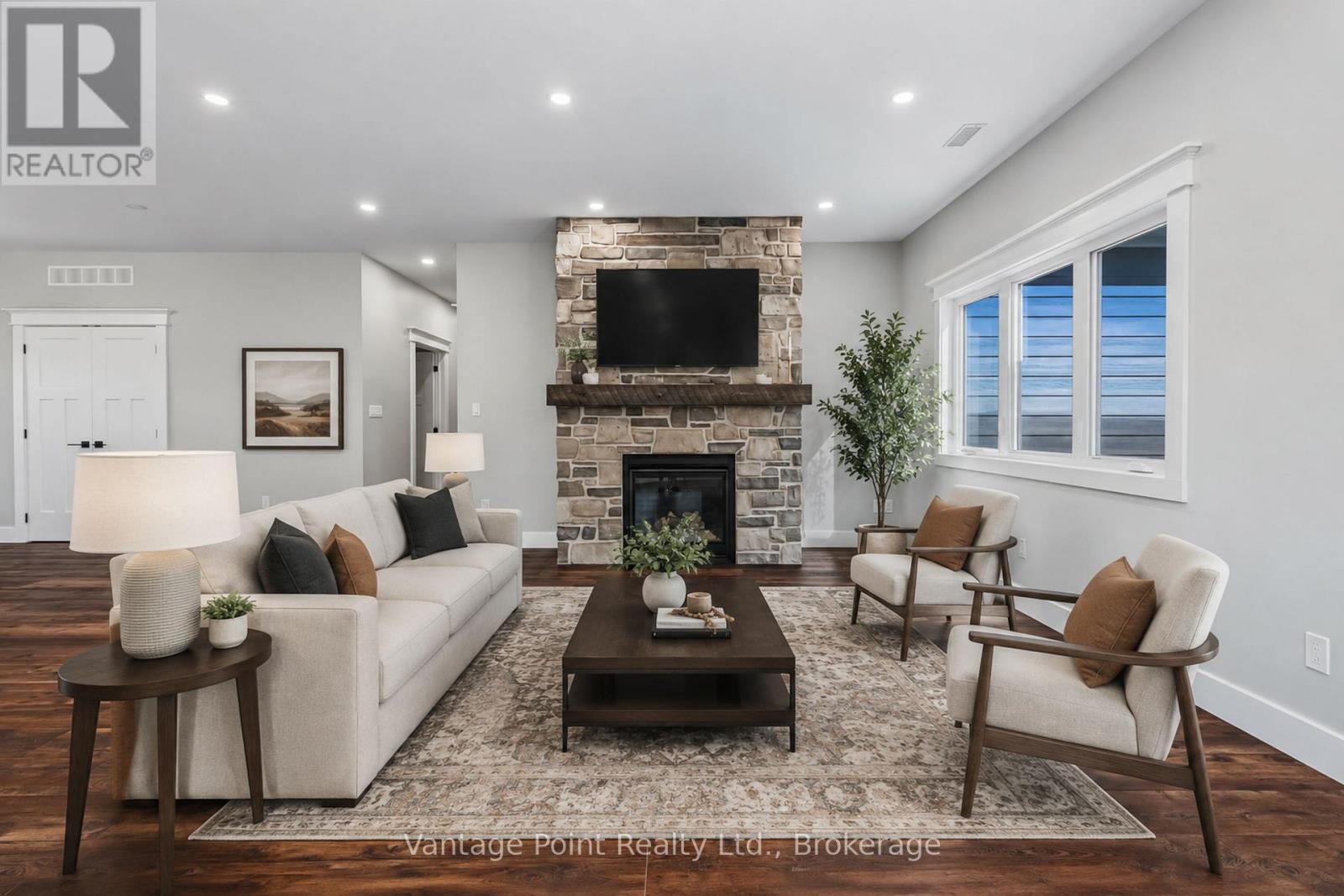 107 Toronto Road Property Photo 14