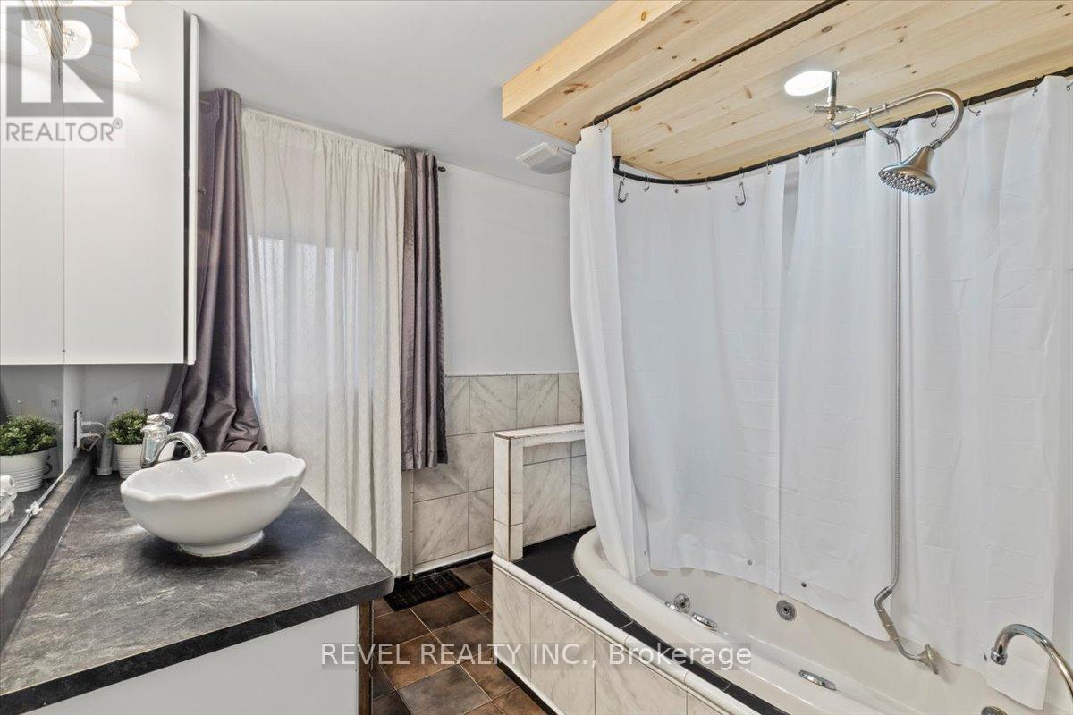 180118 Grey Road 9 Road Property Photo 23