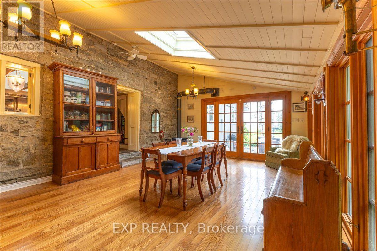 5519 Old Richmond Road Property Photo 7