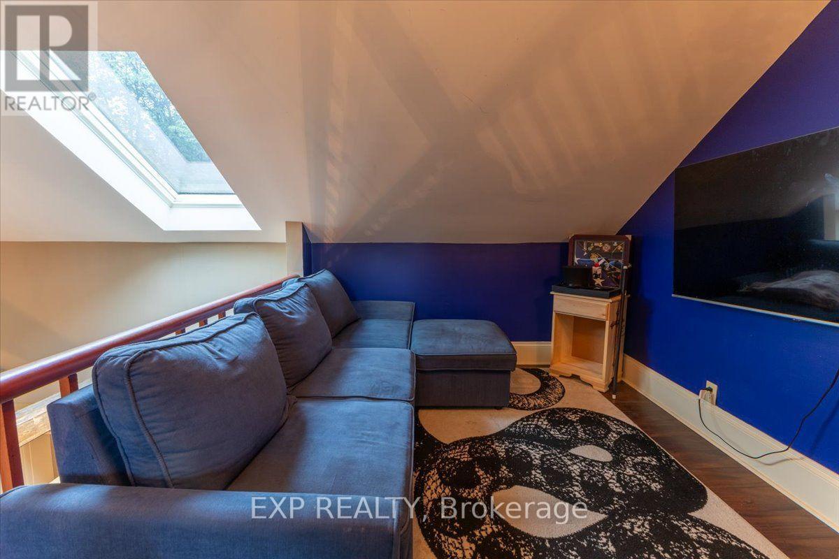 5519 Old Richmond Road Property Photo 11