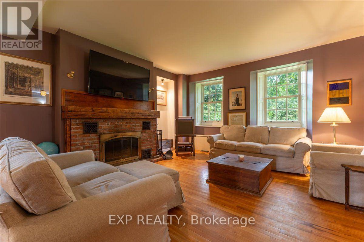 5519 Old Richmond Road Property Photo 13