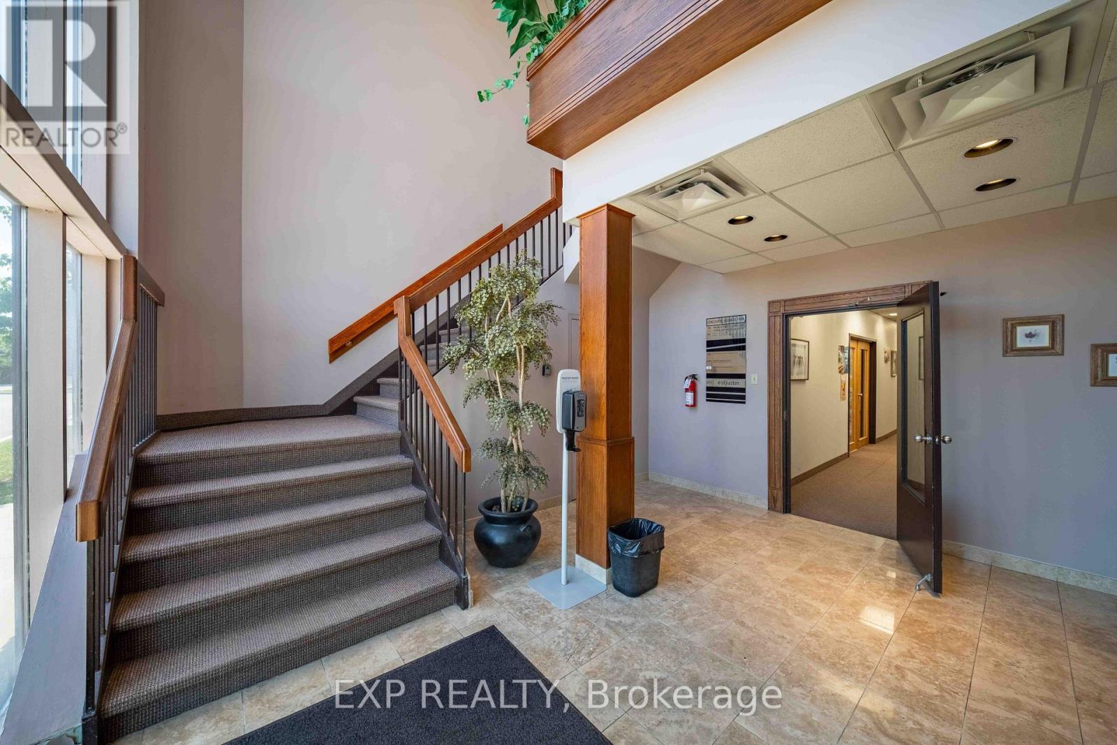 104 - 28 Concourse Gate Property Photo 2