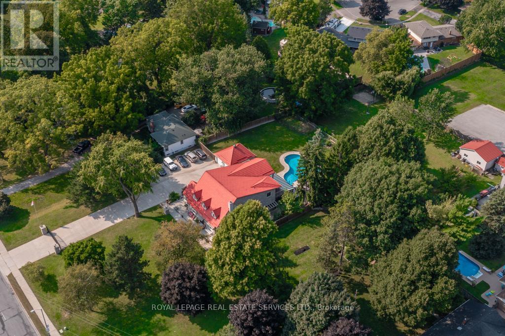 6949 Thorold Stone Road Property Photo 3